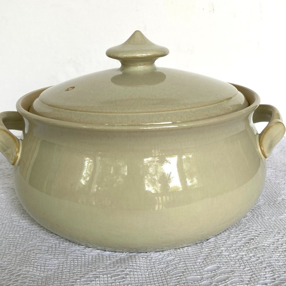 DENBY-LANGLEY Energy Round Covered Casserole Dish - Sage, Cream & Yellow Rim